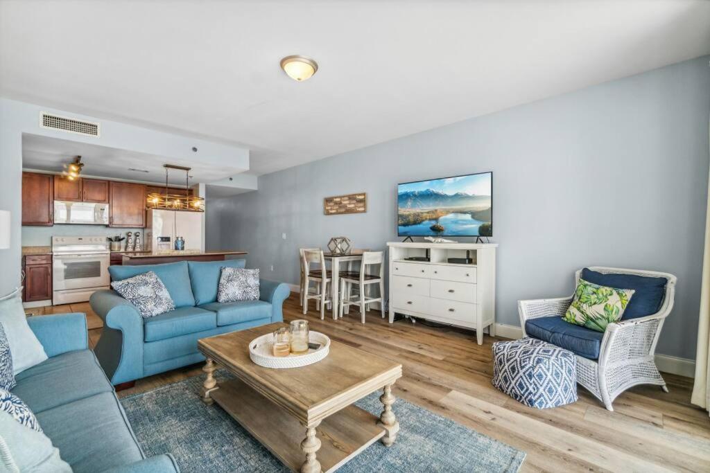 Spacious Beach Condo With Gulf Views! Sleeps 8! By Dolce Vita Getaways Pcb Panama City Beach Exterior photo