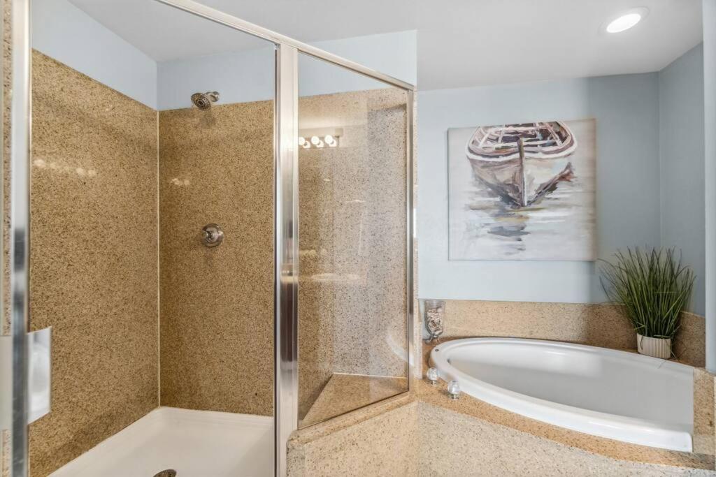Spacious Beach Condo With Gulf Views! Sleeps 8! By Dolce Vita Getaways Pcb Panama City Beach Exterior photo