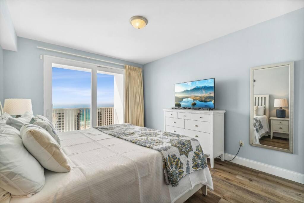 Spacious Beach Condo With Gulf Views! Sleeps 8! By Dolce Vita Getaways Pcb Panama City Beach Exterior photo